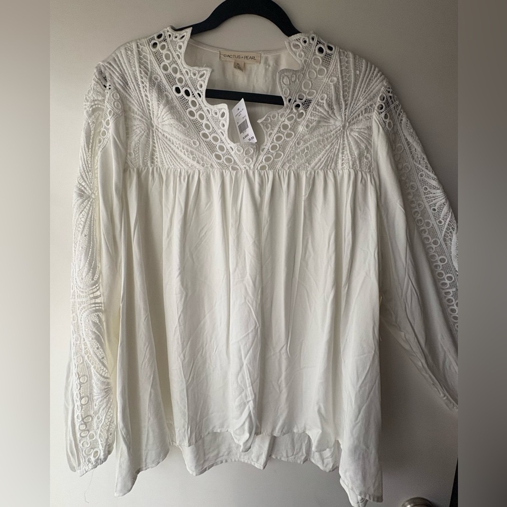 Elegant White Eyelet Women's Tunic